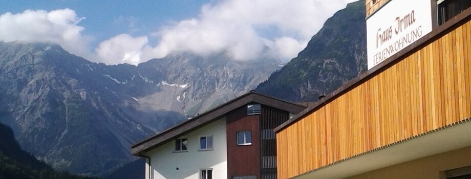 18 Schritte bis zur Dorfbahn